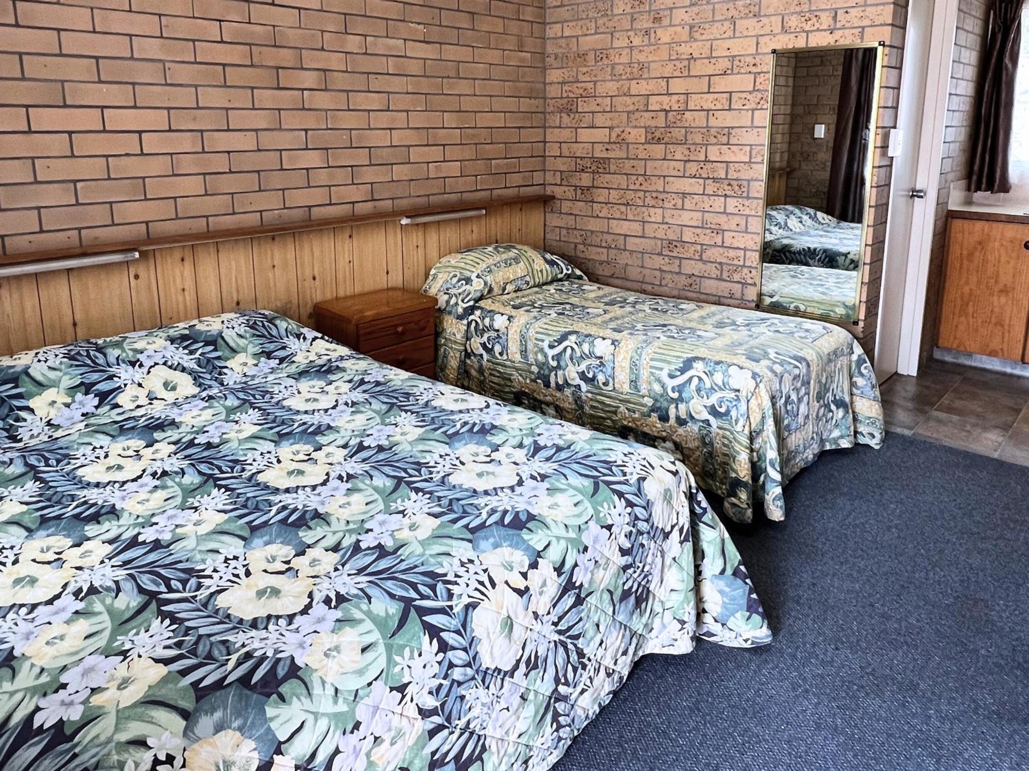 The Phoenix Artesian Spa Resort And Accommodation Moree Extérieur photo