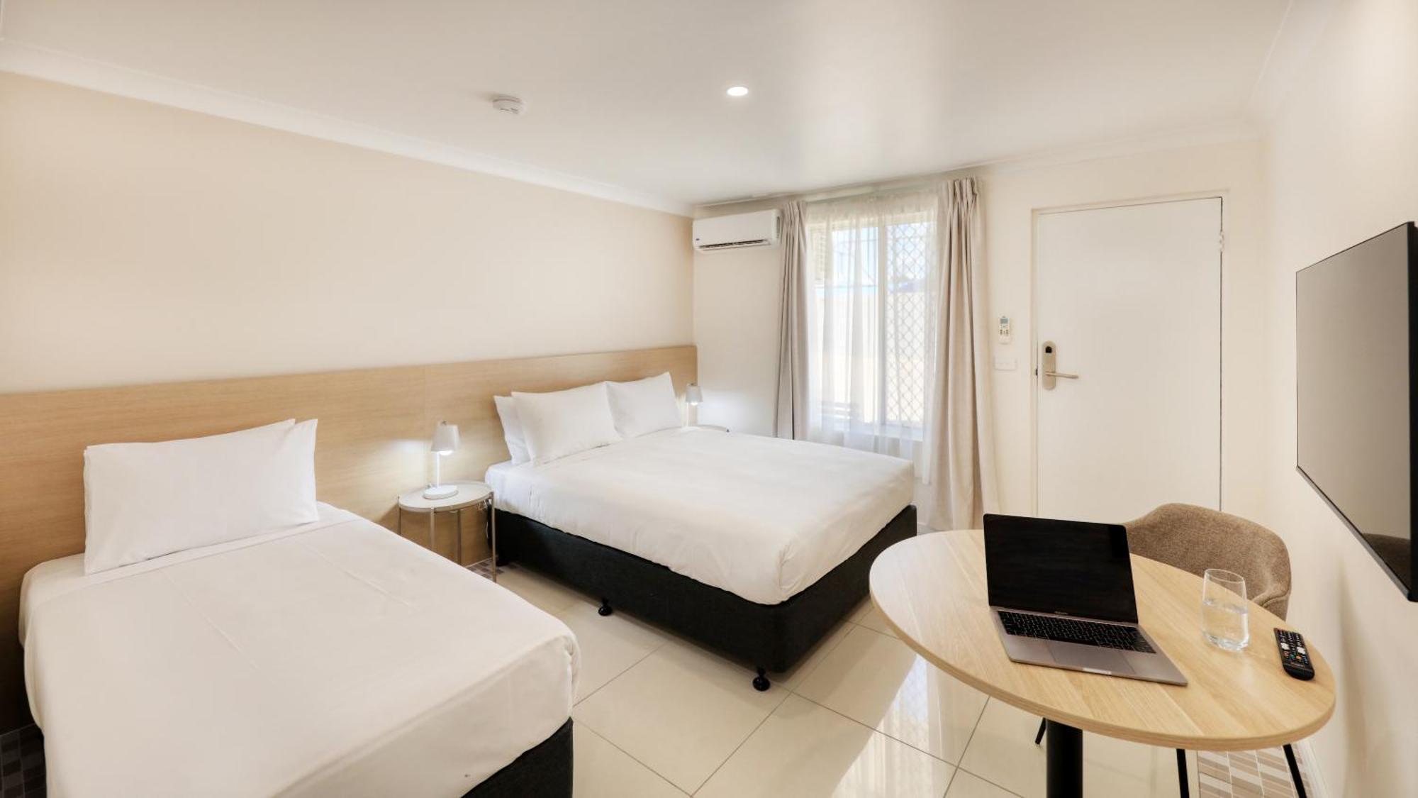 The Phoenix Artesian Spa Resort And Accommodation Moree Extérieur photo